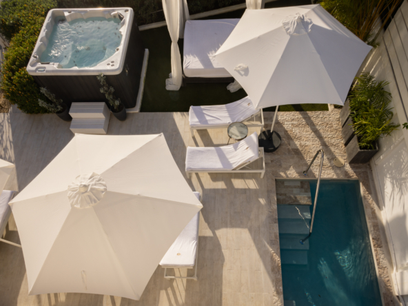 Barbados luxury modern beachfront villa with swimming pool and jacuzzi