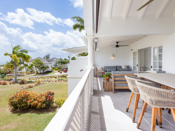 Al Fresco Elegance - Outdoor Living at Zion House