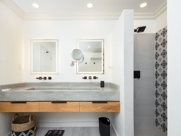 Serene Sanctuary - Master Bedroom Suite with Luxurious Comfort