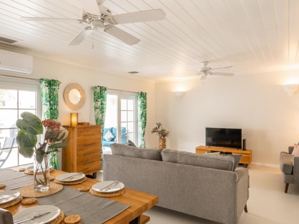 2 bedroom villa Porters Gate 19 light tropical living room